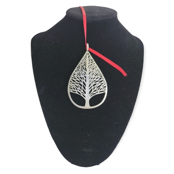 Lovell Designs Jewelry - Vintage 80s Lovell Designs  Tree of Life Fine Pewter Pendant Signed New in Box